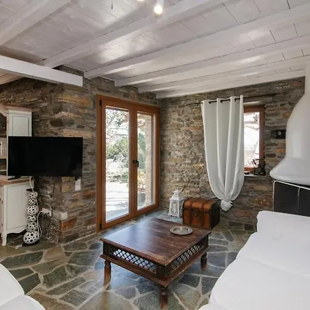 펜션 Liostasi Tinos *