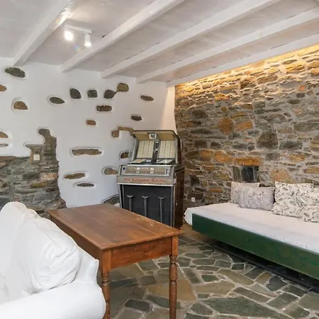 Liostasi Tinos 펜션